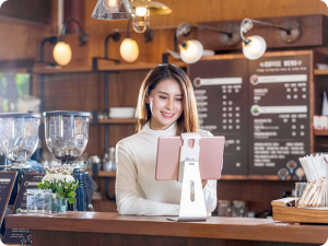 A conta de luz do seu comércio está alta? Veja ações práticas para reduzir os custos